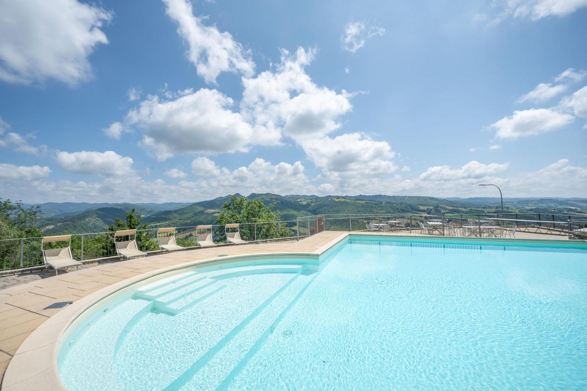 Fortebraccio Montone  Exteriér fotografie